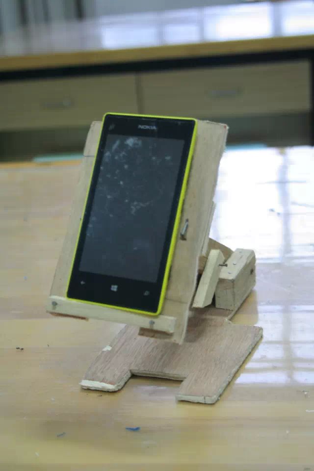 行业动态 活动制作内容:手机支架\/镜子\/筷子 活